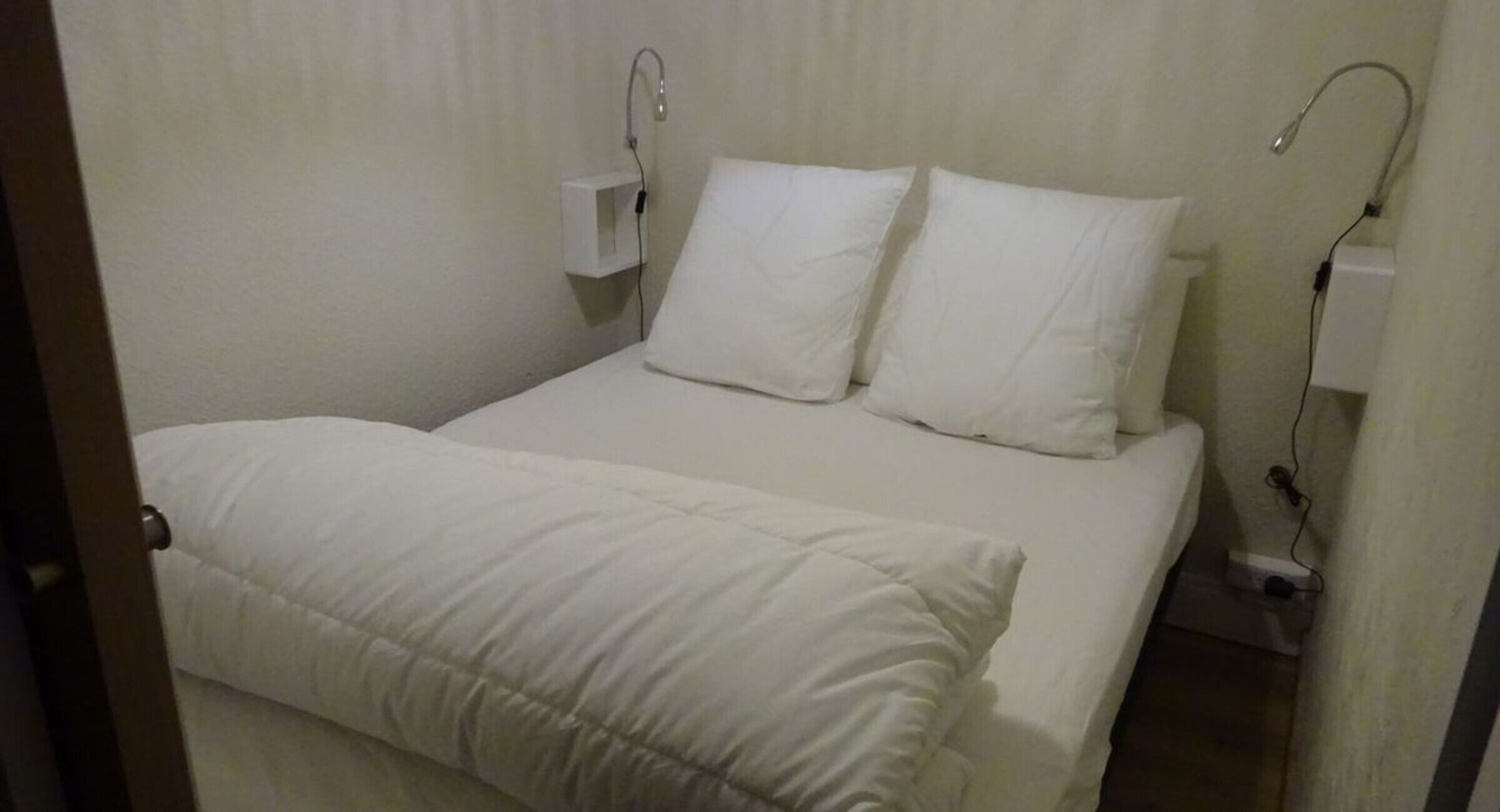 2 slaapkamers, een strijkplank/strijkijzer, wifi, beddengoed