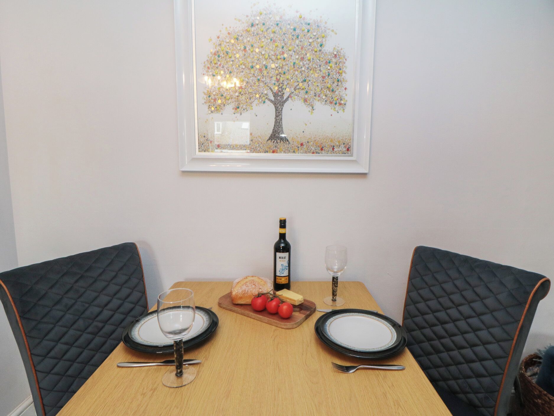 Cottage | Dining