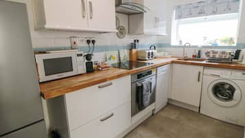 Cottage | Interior
