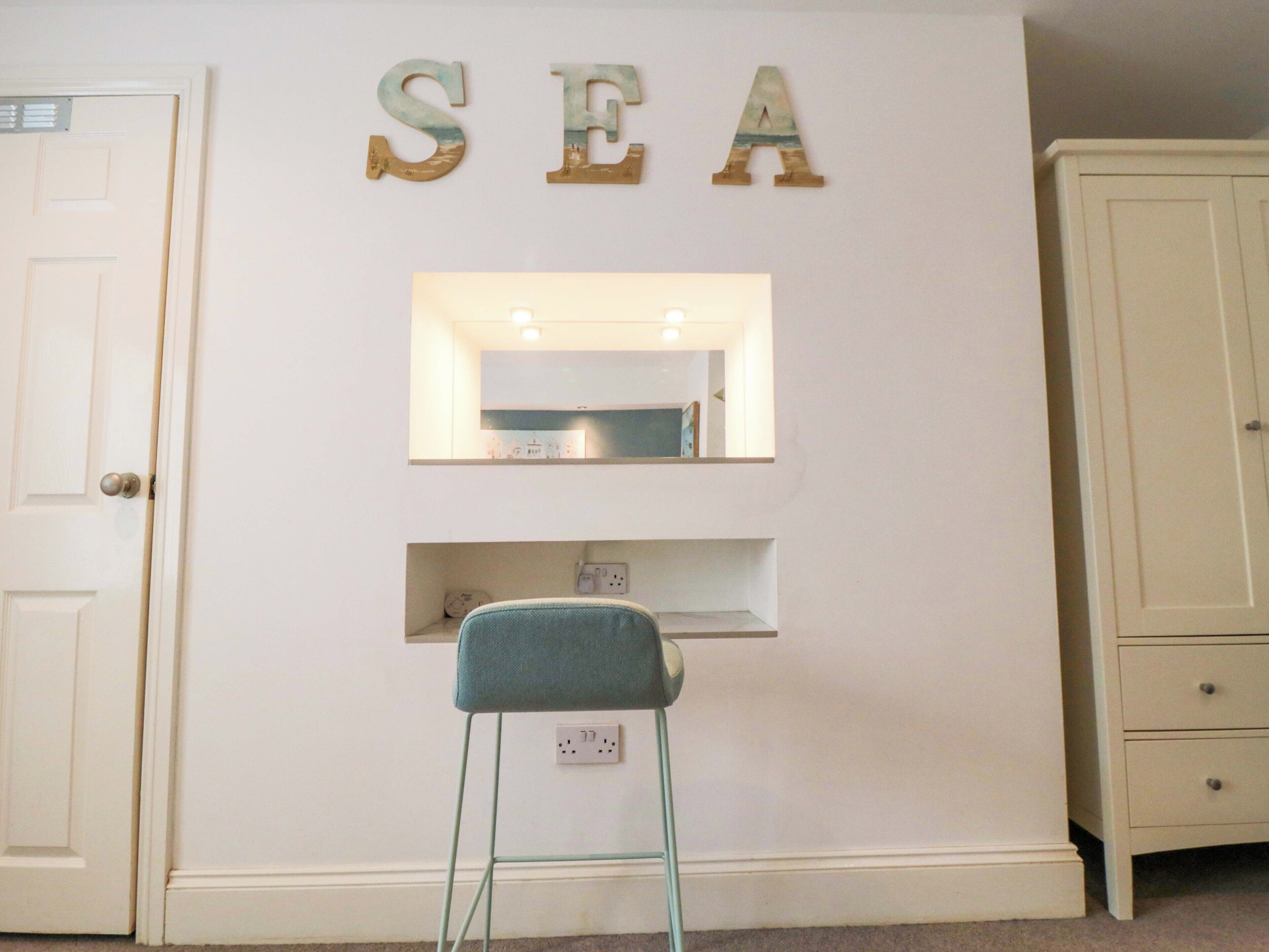 Cottage | Interior