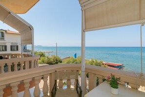 Property grounds - Apartment 'Topazio' with Sea View, Wi-Fi and Air Conditioning (San Vincenzo)