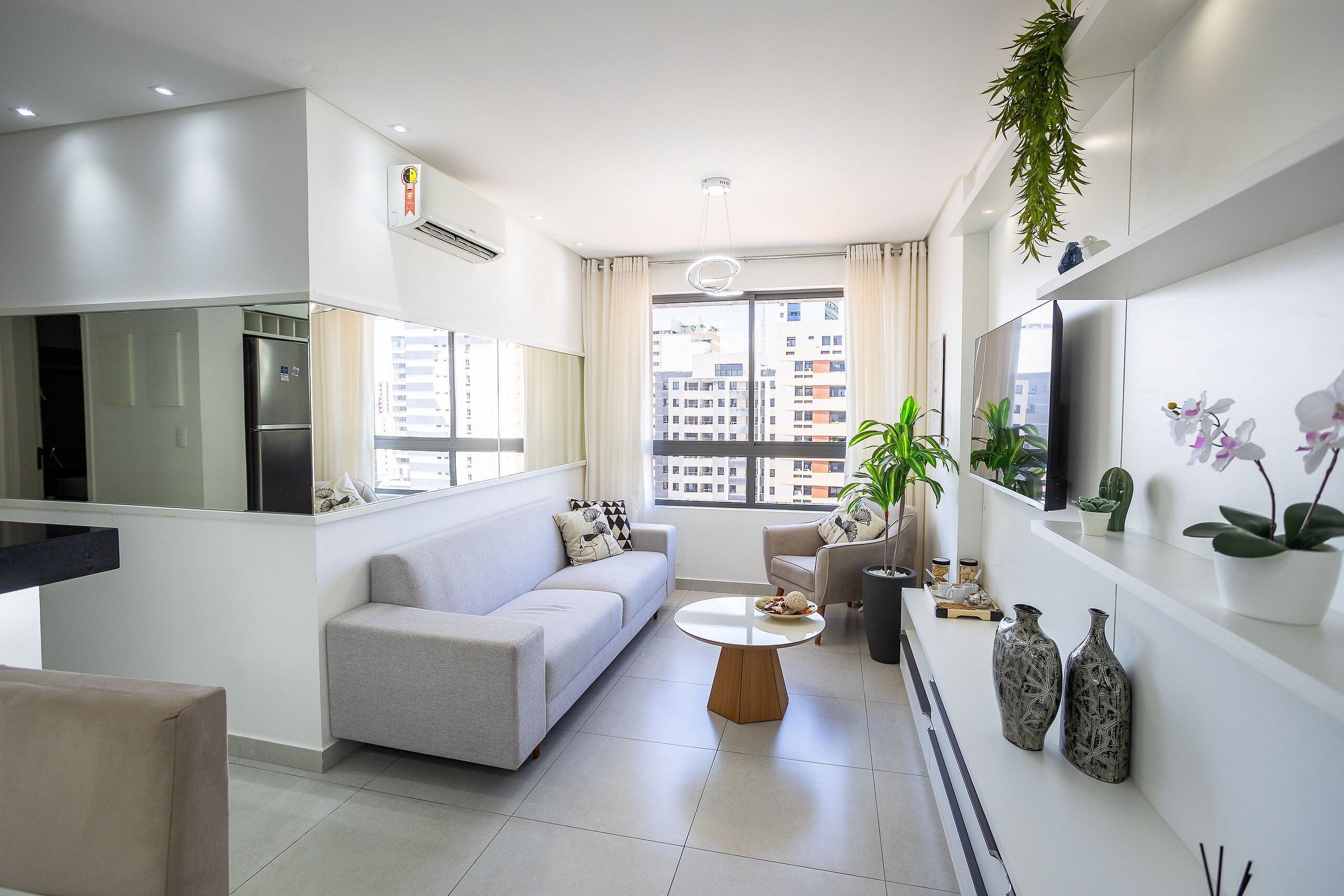 Basic Apartment | Living area