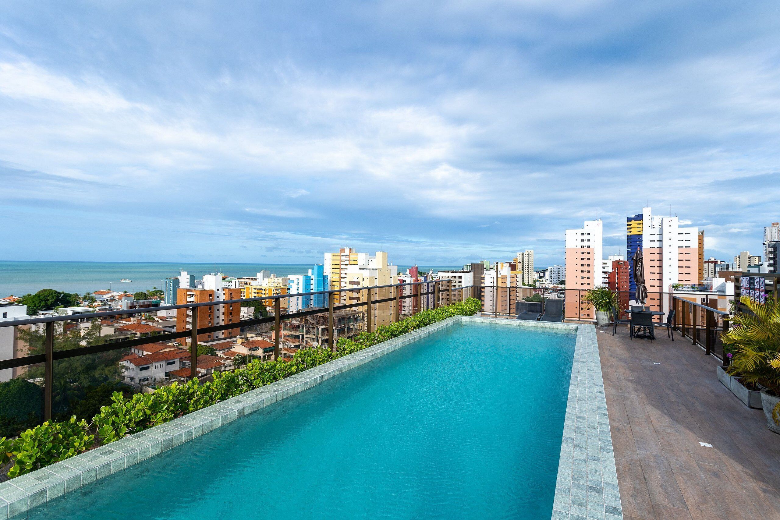 Basic Apartment | Pool