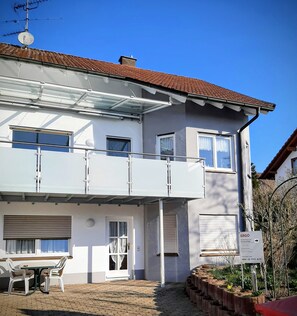 Exterior - Apartment 'Geiger' with Private Terrace and Wi-Fi (Volkertshausen)