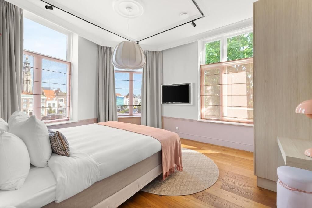 Safe på rommet og wi-fi (inkludert)