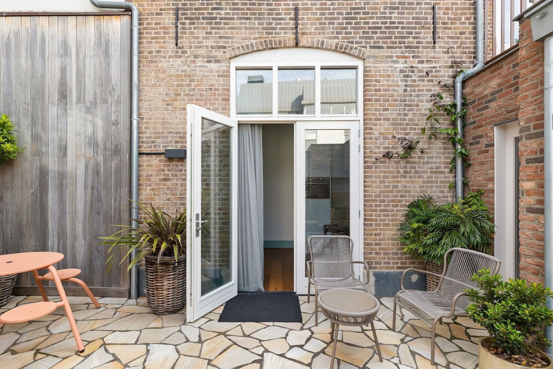 Studio, Courtyard View | Terrace/patio