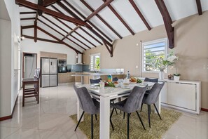 Dining - Villa Joahia - Three Bedroom Villa, Sleeps 7 (Le Diamant)