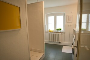 未分类图片，第 4 张，共 18 张，按钮