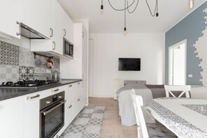 Refrigerador, microondas y lavavajillas 