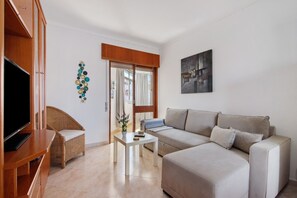 TV - Holidays 'T1 - O Cantinho (Quarteira)