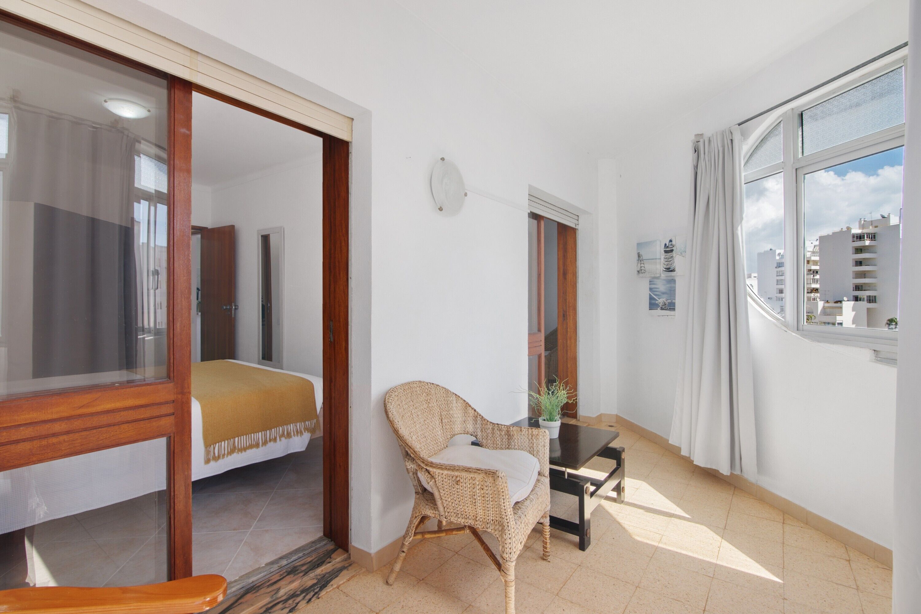 1 makuuhuone, silitysrauta/-lauta, Wi-Fi, vuodevaatteet