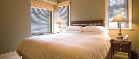 1 bedroom, in-room safe, iron/ironing board, free WiFi
