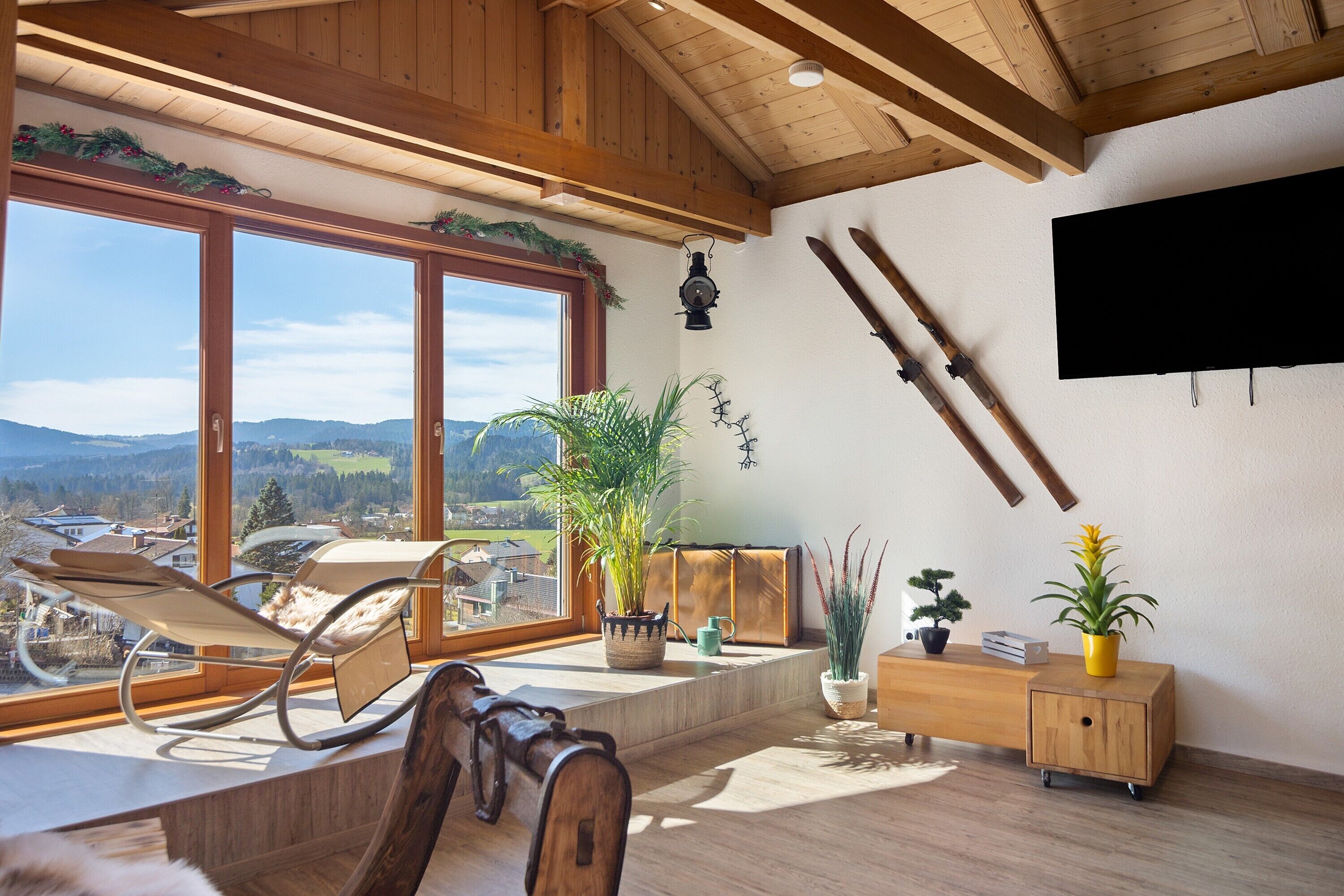 المنشأة من الداخل