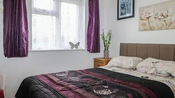 2 soverom, individuelt dekorert og individuelt innredet