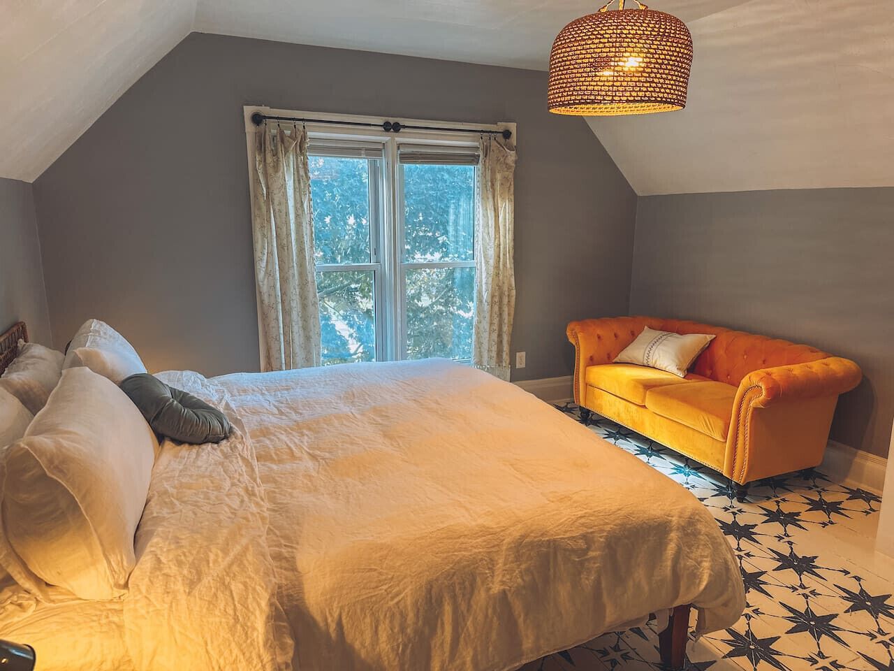 3 sovrum, skrivbord, strykjärn/strykbräda och wi-fi