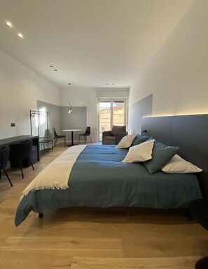 Nicht klassifiziertes Bild, 3 von 42, Schaltfläche