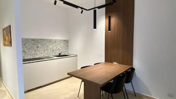 Departamento familiar, balcón, vista a la ciudad | Restaurantes