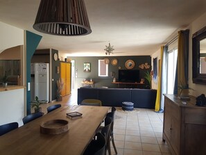 Interior - Charming Villa in St Rémy de Provence with Pool (Saint-Rémy-de-Provence)