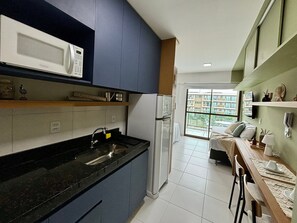 Private kitchen - Makia Beach #a223 - em Muro Alto por Carpediem (Ipojuca)