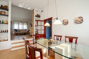 Unclassified image, 5 of 43, button - Casa La Almunia: Private Pool, Wi-Fi & Air Conditioning in Chiclana (Chiclana de la Frontera)