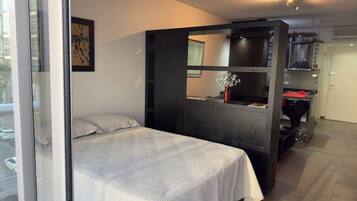 1 bedroom, WiFi, bed sheets