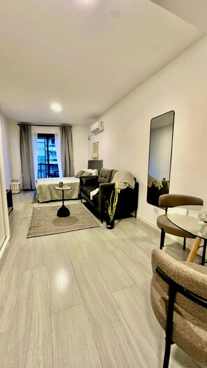 Imagen sin descripción, 2 de 12, botón