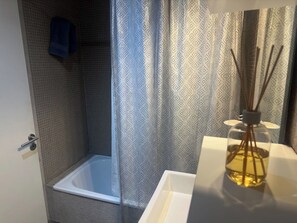 Shower, towels - Palermo Soho: Sleek flat with stunning view (Buenos Aires)