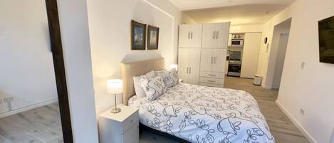 1 bedroom, iron/ironing board, WiFi, bed sheets