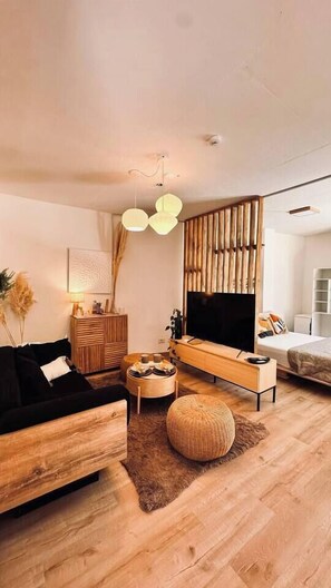 Smart TV - Plaza Serrano: Japandi -epicenter nest by airesB&B (Buenos Aires)