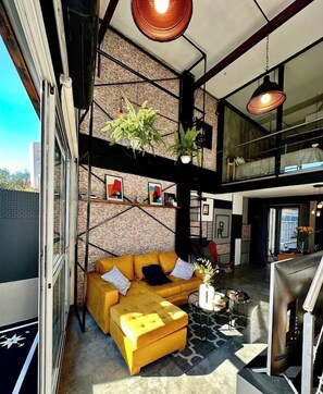 Imagen sin descripción, 5 de 32, botón