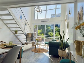 Imagen sin descripción, 4 de 49, botón