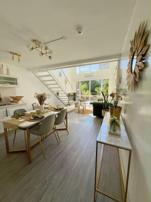 Imagen sin descripción, 3 de 49, botón