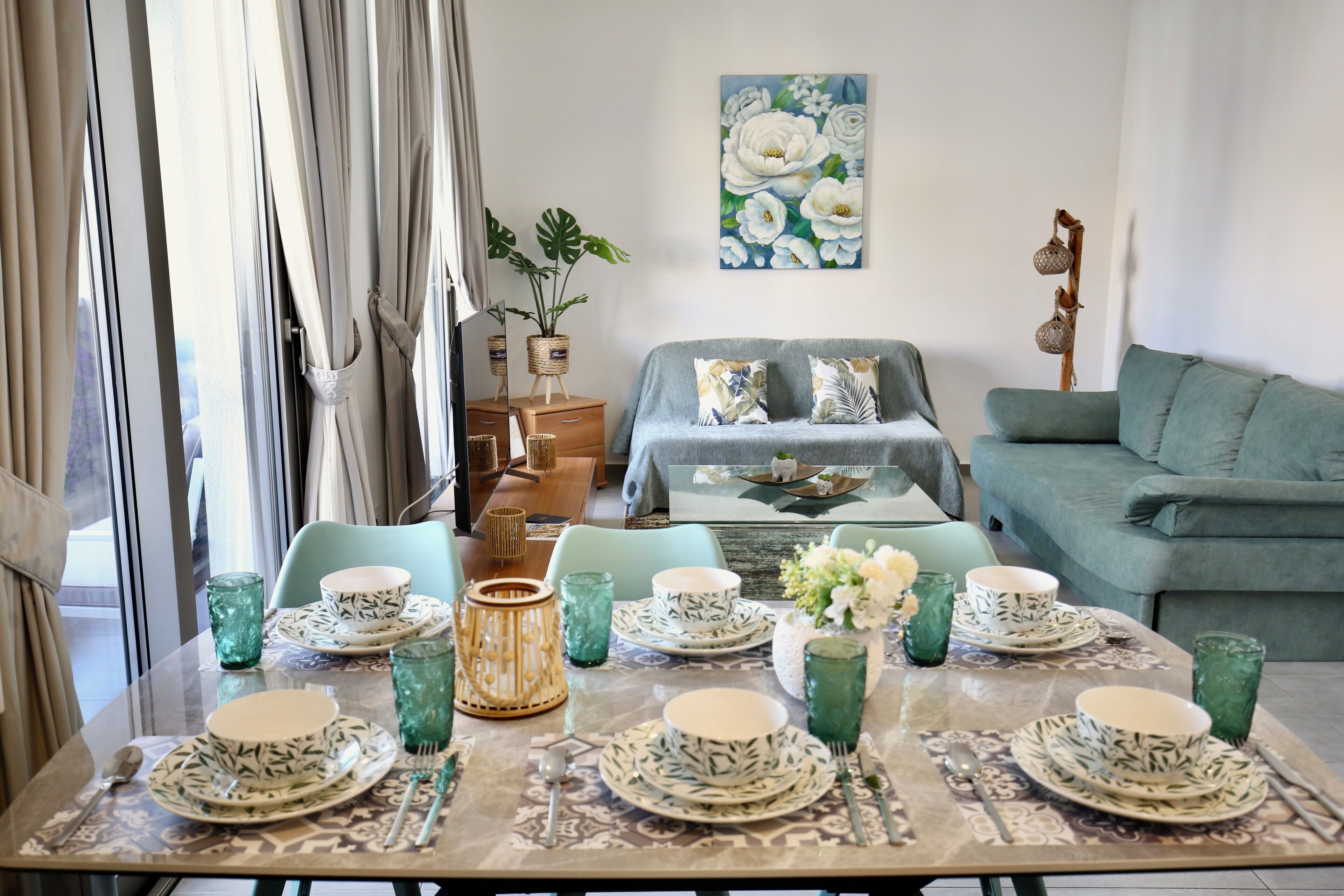 Luxury 2br Apt At Elysia Park S6 With Pools, Gym & Spa - Center Paphos - Paphos