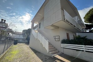 Exterior - CV019 – Cervia, one-bedroom apartment with balcony and parking space (Cervia)