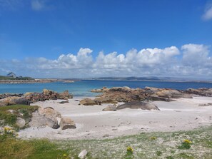 Beach - TIGH MARIE, family friendly in Lettermullen, County Galway (Unknown)