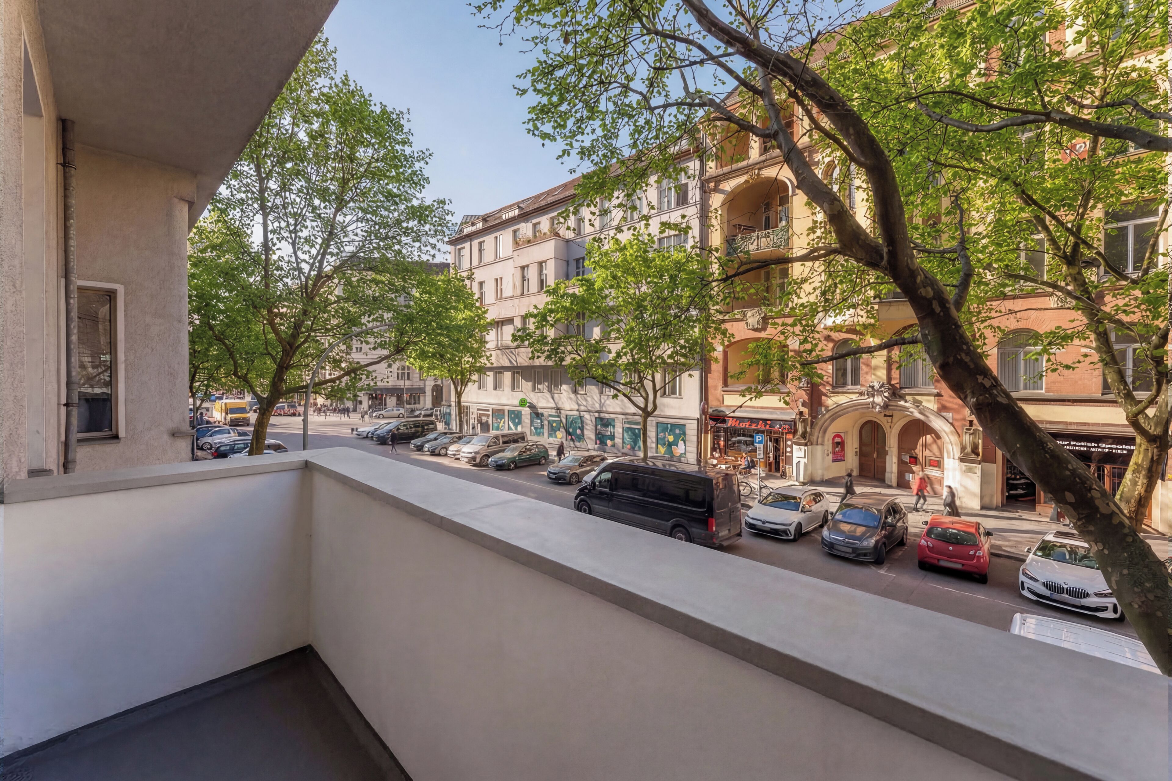 Standaard studio, 1 queensize bed, balkon, uitzicht op stad | Terras