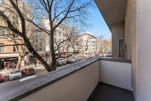 Estúdio standard, 1 cama Queen, sacada, vista para a cidade | Área da propriedade