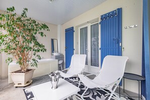 Property grounds - Holiday Home "Villa Océane" near La Galiote Beach (Saint-Pierre-d'Oléron)