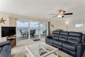 TV - Holiday Villas 210 - Gulf Front Corner Condo (Indian Shores)