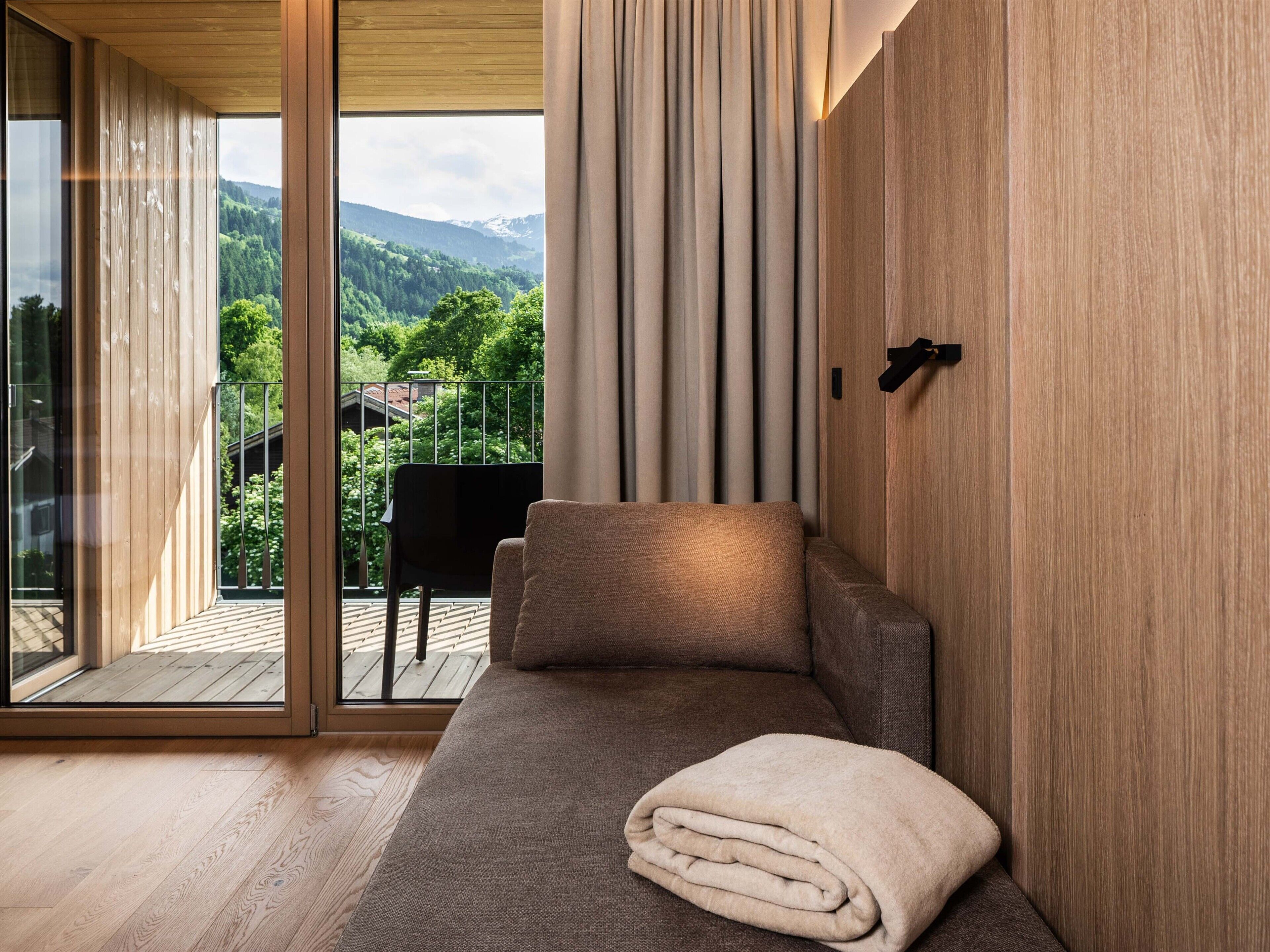 Deluxe Studio, Balcony, Garden View