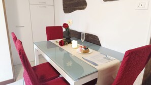 Dining - Appartamento Ca’De la Madonna by Ca-Sa Check (Venezia)