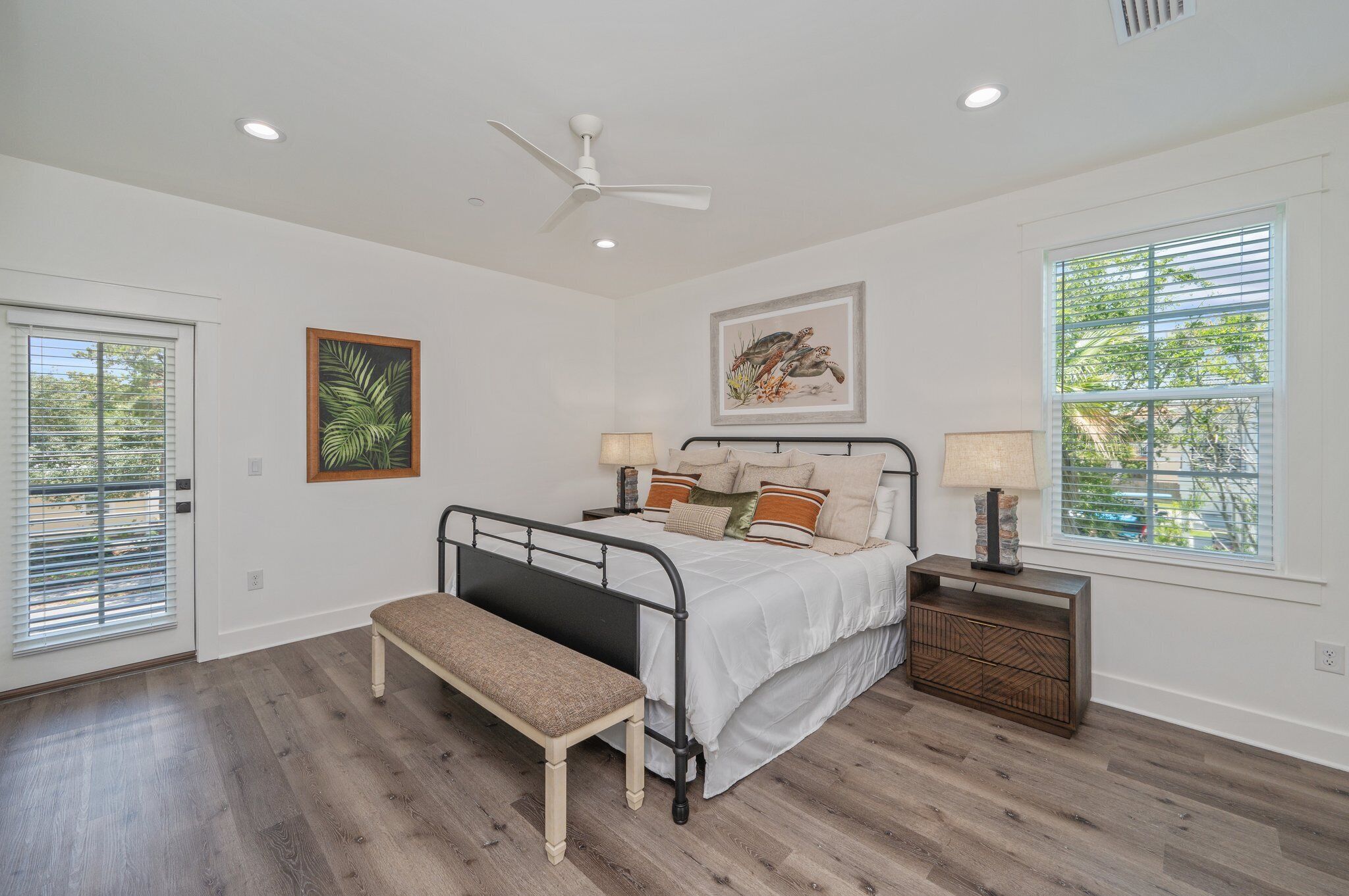 8 bedrooms, iron/ironing board, free WiFi, bed sheets