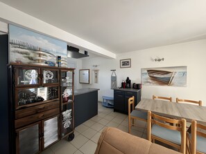 Unclassified image, 5 of 19, button - Charming House with Shared Pool, Private Terrace and Garden (Le Château-d'Oléron)