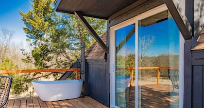 The Honey Pot: A Tiny Pyramid Suite for Two