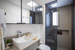 Apartment | Bilik Mandi