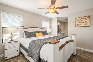 5 bedrooms, iron/ironing board, travel cot, free WiFi - Winery Retreat | Pools, Hot tubs & Near Luckenbach (Fredericksburg)