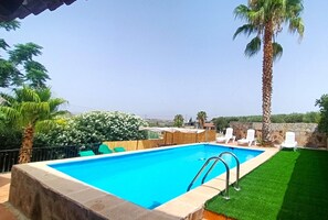 Oklassificerad bild, 2 av 11, knapp