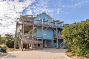 Exterior - JL#377 - A Tranquil Treat - A lovely OCEANSIDE vacation home (South Nags Head)