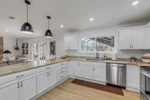 Private kitchen - Family Pool House • Sleeps 8 • Space to Relax (Port Orange)
