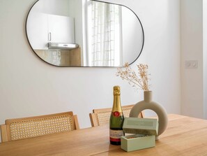 Dining - A modern, renovated apartment near Metro Line 2 (Paris)